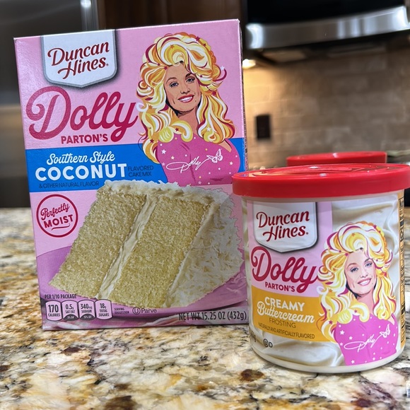 dolly parton Kitchen Limited Edition Dolly Parton Coconut Cake Mix